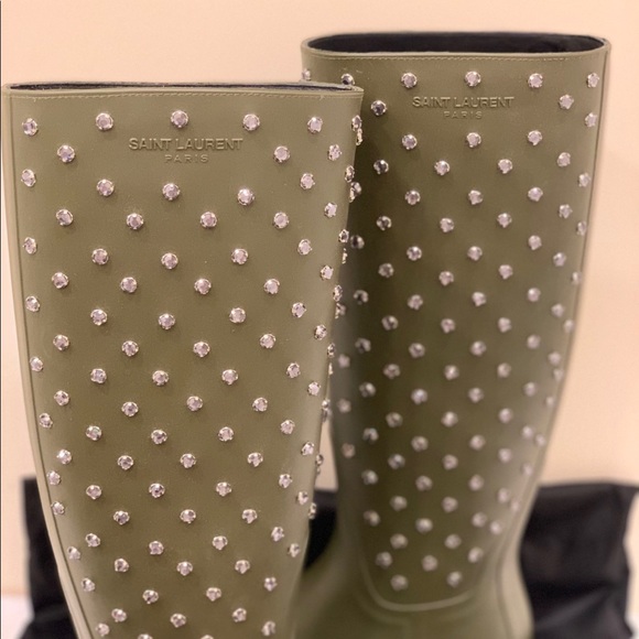 SAINT LAURENT RUBBER RAIN BOOTS - Picture 6 of 11